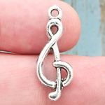 Treble Clef Note Music Charm Medium in Antique Silver Pewter