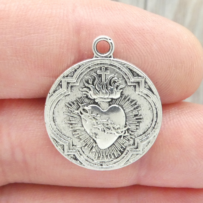 Silver Sacred Heart Charm in Pewter » Catholic Charms Wholesale