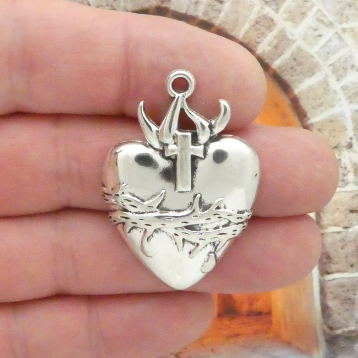 Silver Sacred Heart Charm in Pewter » Catholic Charms Wholesale