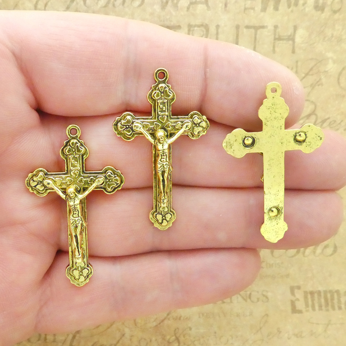 Simple Gold Cross Charms Wholesale in Pewter » Cross Charm