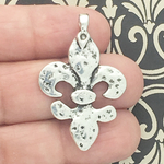 Hammered Fleur De Lis Pendants Wholesale Silver Pewter