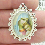 Mother Mary with Infant Jesus Pendants Bulk in Silver Pewter 